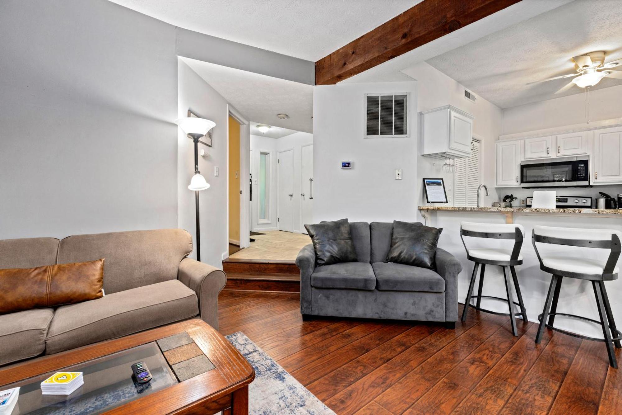 Cozy Condo In Wintergreen Resort That Sleeps 4! Lyndhurst エクステリア 写真